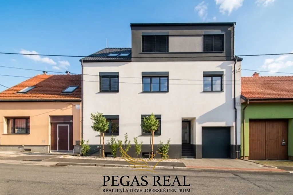 Pronájem bytu 3+kk 89 m²